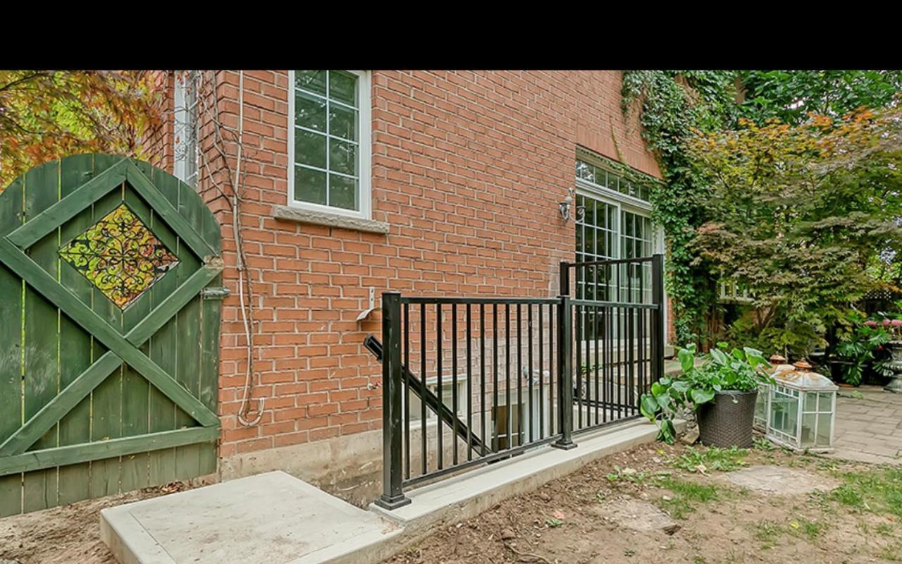 Cozy Apartment In Oakville , Ontario , Canada Εξωτερικό φωτογραφία