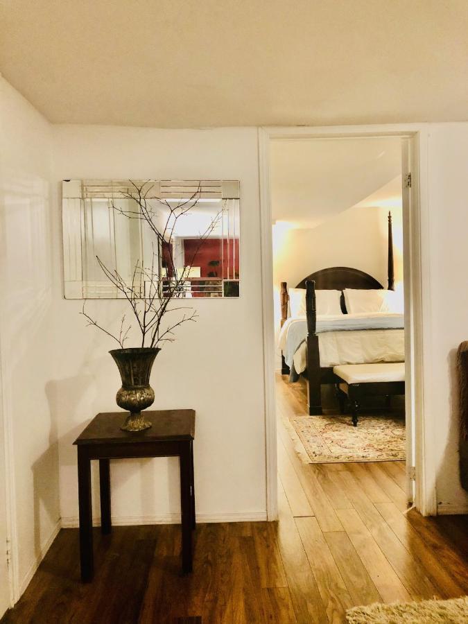 Cozy Apartment In Oakville , Ontario , Canada Εξωτερικό φωτογραφία